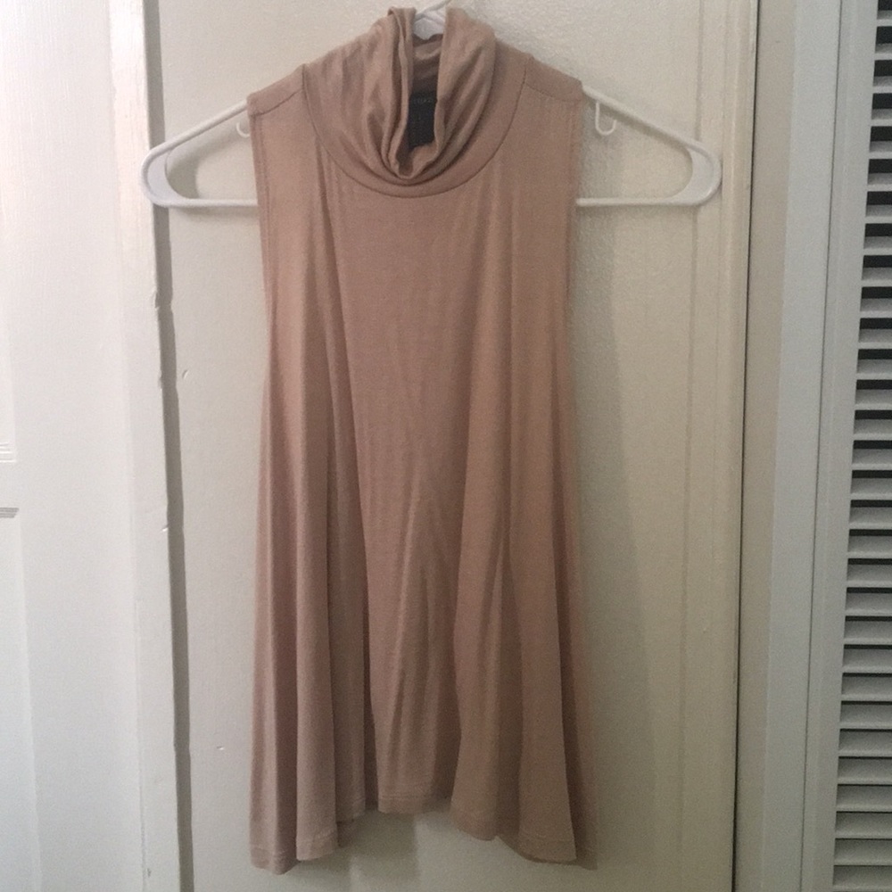 Turtle neck tank top